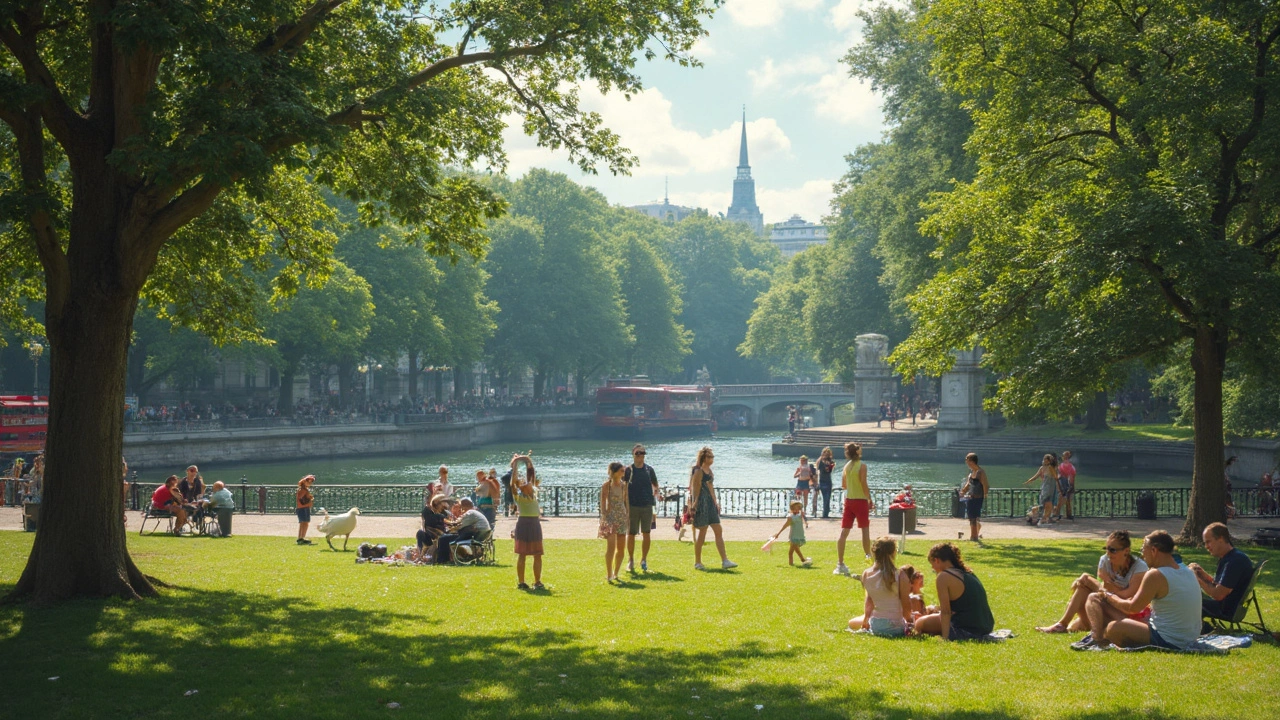 10 Must-See Attractions in Hyde Park, London